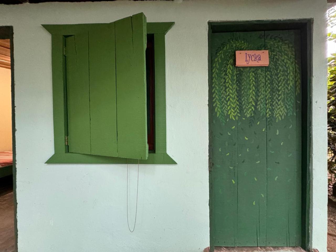 Casa Mamre Hostel Cahuita Ngoại thất bức ảnh