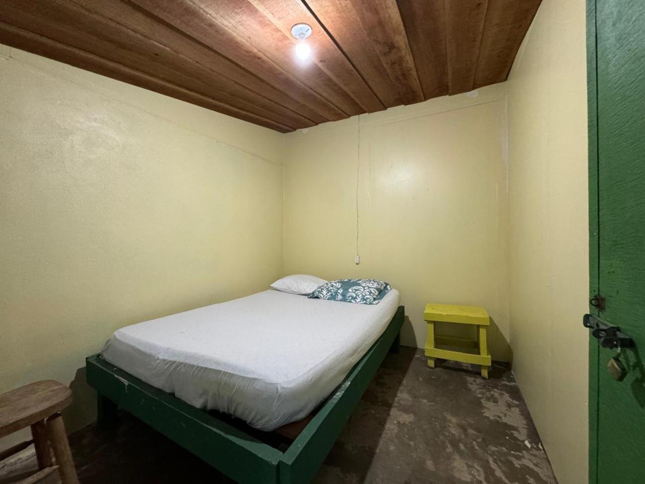 Casa Mamre Hostel Cahuita Ngoại thất bức ảnh